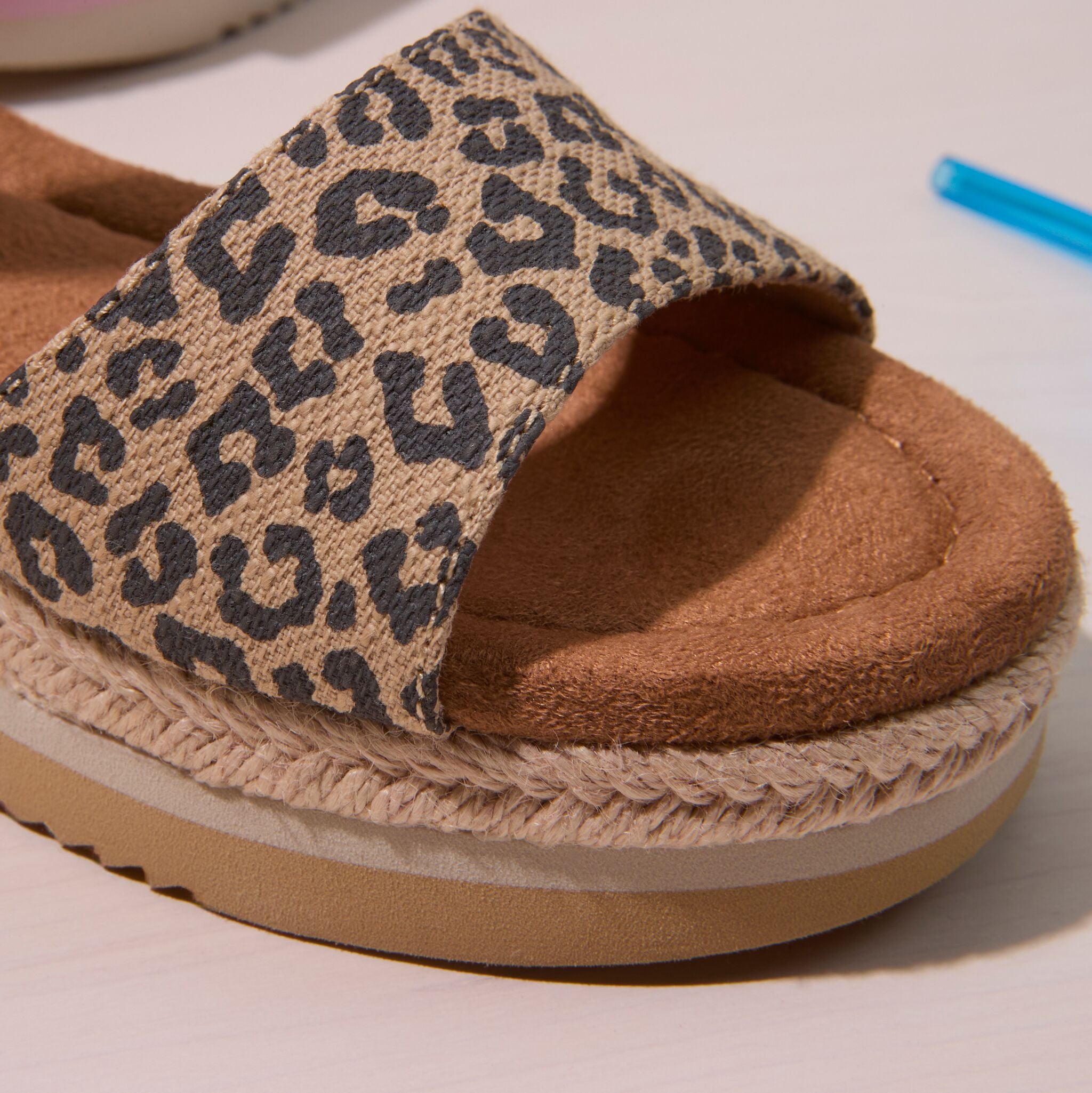 Diana Kids Sandal Natural Leopard Spots - Image 2