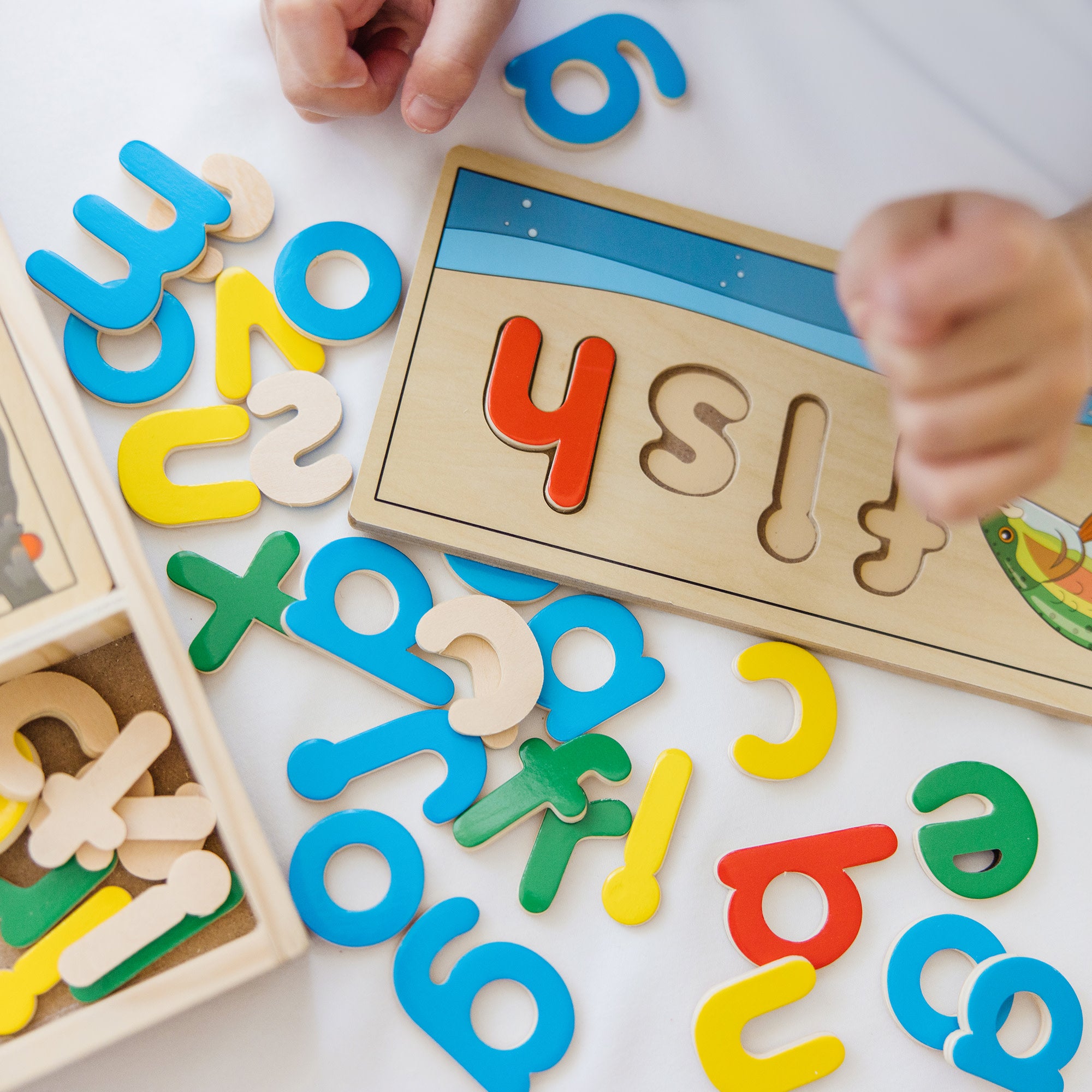 See & Spell Learning Toy - Image 6