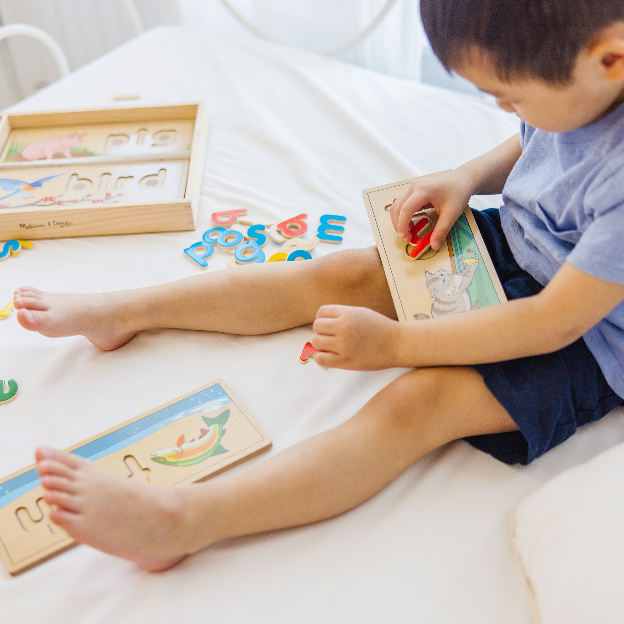 See & Spell Learning Toy - Image 8