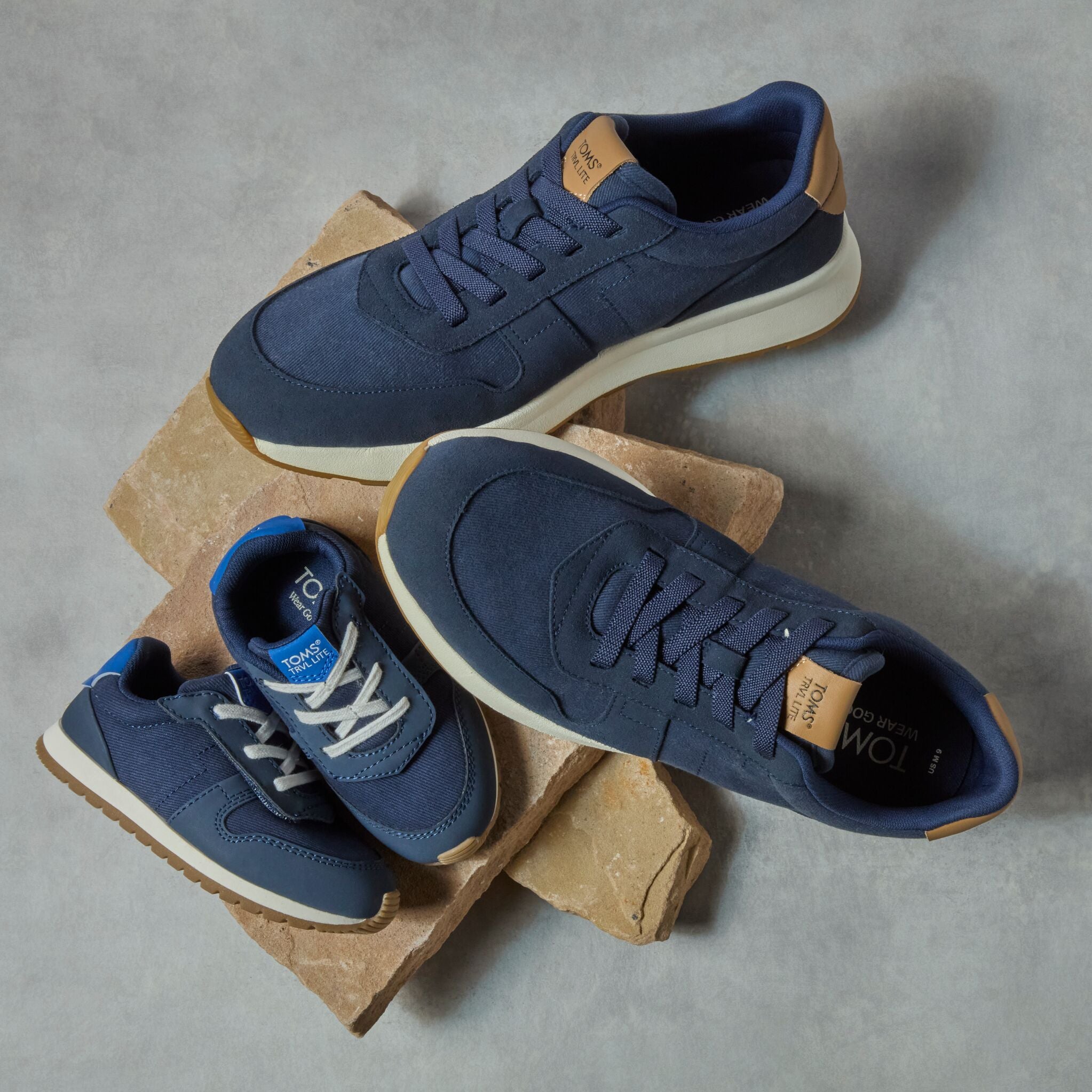 TRVL LITE Retro Runner Toddler Sneaker Water Repellent Multi Navy Vintage Twill - Image 2